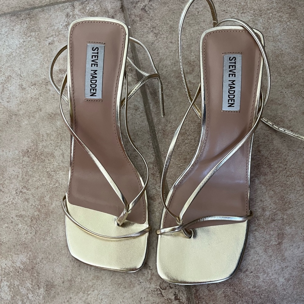 Steve Madden Gold Heels
